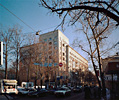 Покровка 20. Площадь Покровских ворот. Март 2003